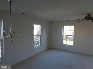 8730 Green Field Ct, Odenton, MD 21113 - photo 4