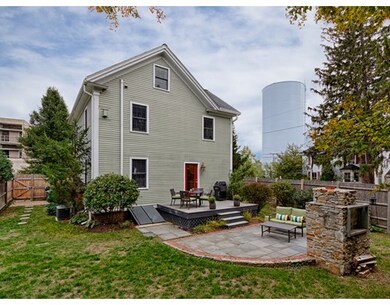 22 Rawson Ave, Newburyport, MA 01950 - photo 2