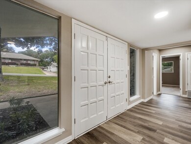 716 Rankin Dr, Bedford, TX 76022 - photo 5