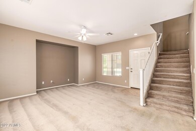 06 - Living Room
