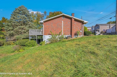 120 Parsonage St, Pittston, PA 18640 - photo 4