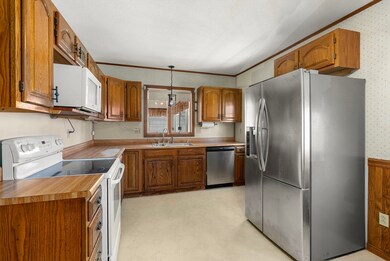356 East St unit 358, Ludlow, MA 01056 - photo 5