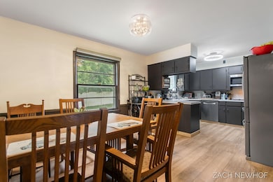 9-web-or-mls-1364-whitmore-ave-nw