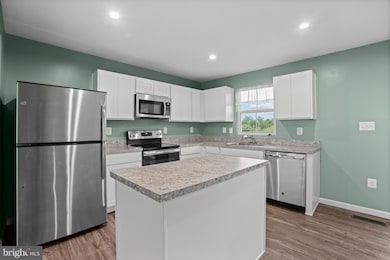 35166 Sara Ct, Locust Grove, VA 22508 - photo 6