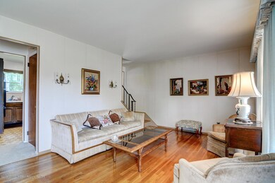 8 W Lake Ave Oakhurst