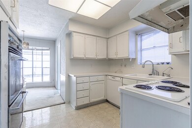 12014 Kirkway Dr, Houston, TX 77089 - photo 7