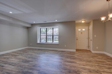 Combo Dining/Living