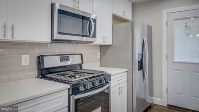 4401 G St SE, Washington, DC 20019 - photo 6