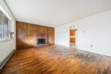 568 N 6th St, Central Point, OR 97502 - photo 6