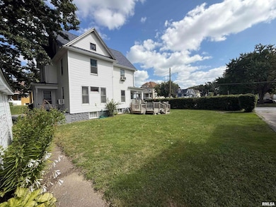 2528 Farnam St, Davenport, IA 52803 - photo 3