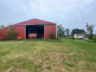 6528 Irish Hollow Rd, Lancaster, WI 53813 - photo 5