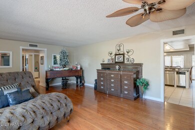 9603 W Wrangler Dr, Sun City, AZ 85373 - photo 7