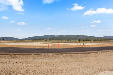 Great Views of Surrounding Mountains