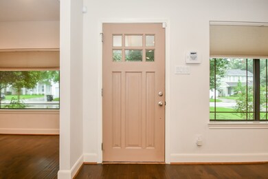 1826 Cheshire Ln, Houston, TX 77018 - photo 3