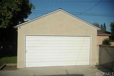 2 car detached garage