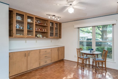 113 Frederick Rd, Fredericksburg, TX 78624 - photo 7