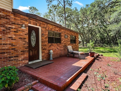 1811 Martin Rd, Dover, FL 33527 - photo 4