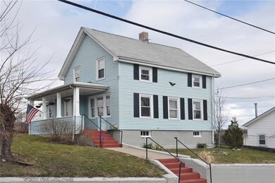 24 Tower St, Pawtucket, RI 02860 - photo 2