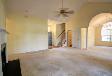 1169 Tidal View_living space
