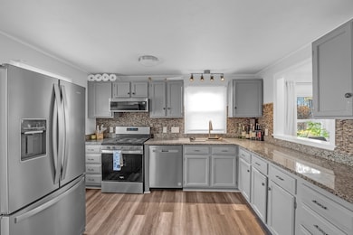 45 Ledgecrest Dr, Worcester, MA 01603 - photo 5