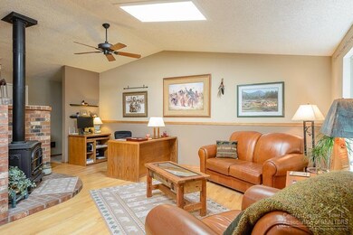 61343 Robin Hood Ln, Bend, OR 97702 - photo 6