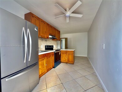 1523 NE 110th Terrace unit 1525, Miami, FL 33161 - photo 3