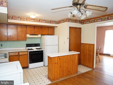 11 Kenneth St, Harpers Ferry, WV 25425 - photo 5