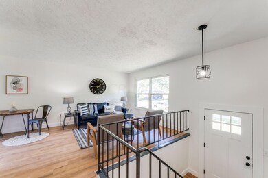 52-web-or-mls-3233-chelford-dr