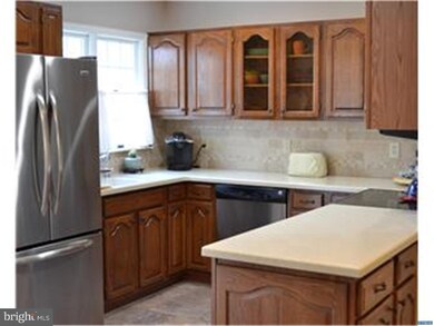 28 Scotch Pine Rd, Newark, DE 19711 - photo 2