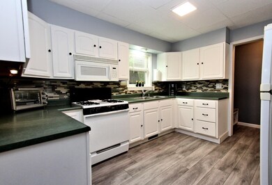 123 Warsaw St, La Porte, IN 46350 - photo 3