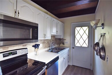 139 Pine Crest Dr, Riverside, RI 02915 - photo 6