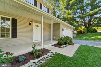 1075 King Arthur Ct, Sykesville, MD 21784 - photo 3