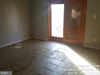 28 Sandal Ln, Willingboro, NJ 08046 - photo 4