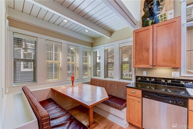 1021 SE Everett Mall Way unit J, Everett, WA 98208 - photo 6