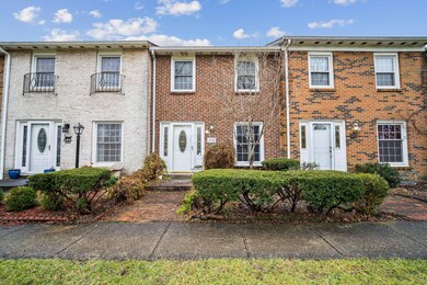 578 Dlyn St unit G5, Columbus, OH 43228 - photo 3