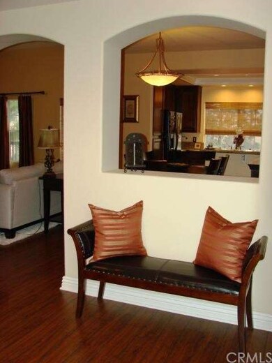 Entry sitting area from the front door