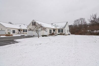 14 Blueberry Ln, Southborough, MA 01772 - photo 3