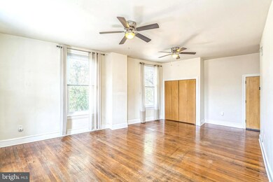 4373 Cresson St unit 2, Philadelphia, PA 19127 - photo 4