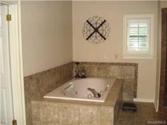 202 Spruce St, Prattville, AL 36067 - photo 5