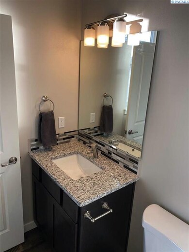 3926 W 5th Place, Kennewick, WA 99336 - photo 6