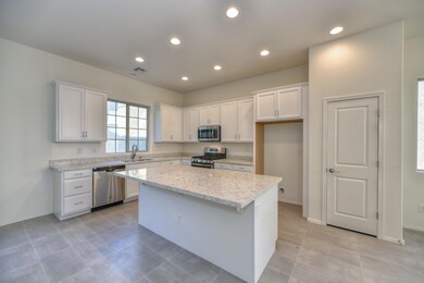 005_Kitchen