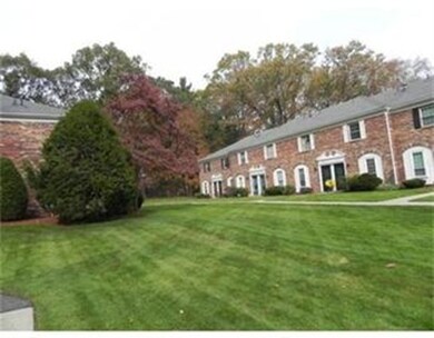 707 Windsor Dr unit 707, Framingham, MA 01701 - photo 2