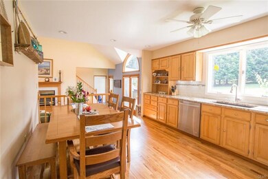 1552 Bushkill Center Rd, Bath, PA 18014 - photo 4