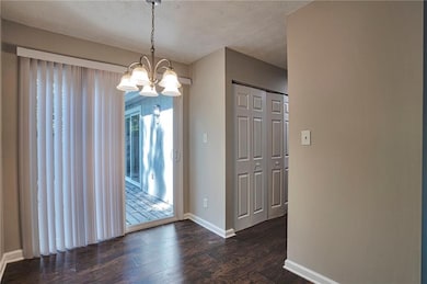 5061 Martins Crossing Rd, Stone Mountain, GA 30088 - photo 5