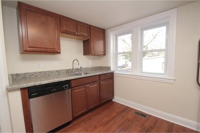 216 Ardmore Ave unit REAR, Ardmore, PA 19003 - photo 5