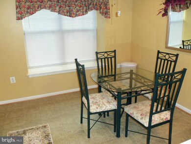 4550 Chaucer Way unit 106, Owings Mills, MD 21117 - photo 7