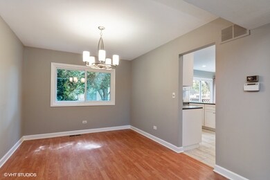 1268 Natchez Trace Cir, Naperville, IL 60540 - photo 2