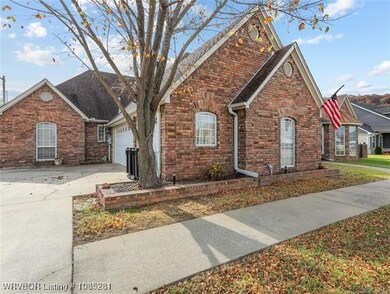 303 Nanih Waiya, Poteau, OK 74953 - photo 2