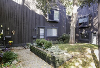 256 dunbarton court-102
