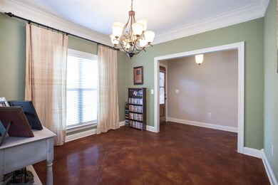 Photo 6
